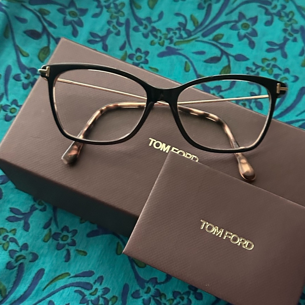 Tom Ford FT5712 Black -Gold  Eyeglasses - Picture 3 of 8